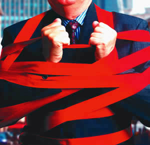 Inflaţia legislativă loveşte ca un bumerang